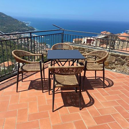 La Mansarda Bed & Breakfast Castellabate Exterior foto