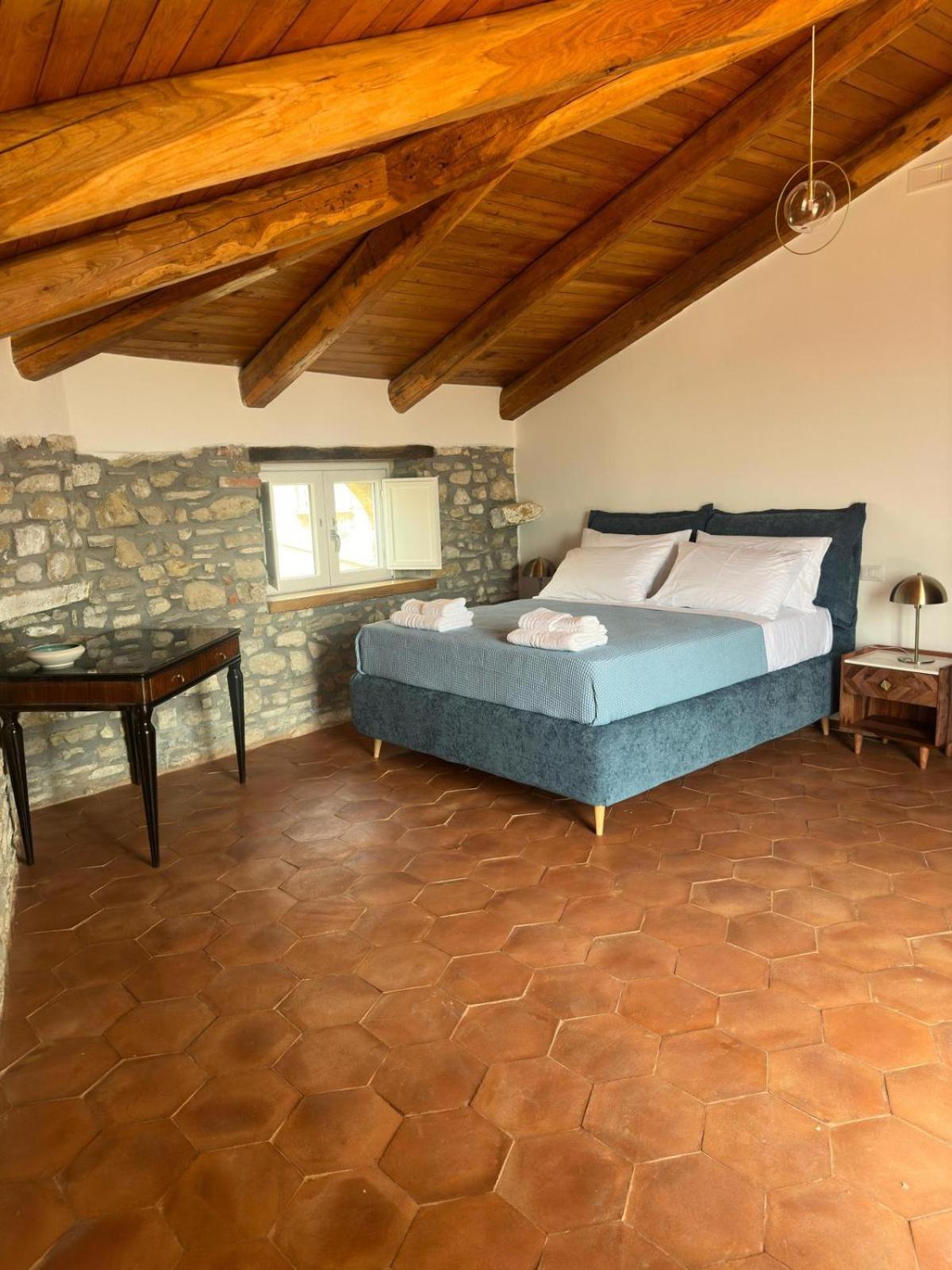 La Mansarda Bed & Breakfast Castellabate Exterior foto